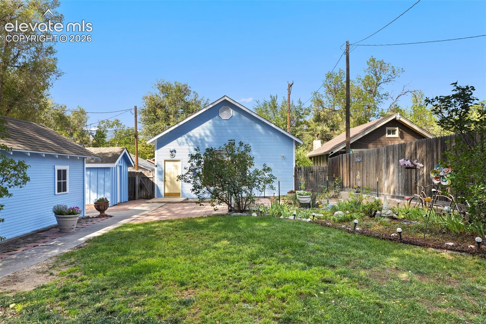 Listing photo 43 for 514 Custer Avenue