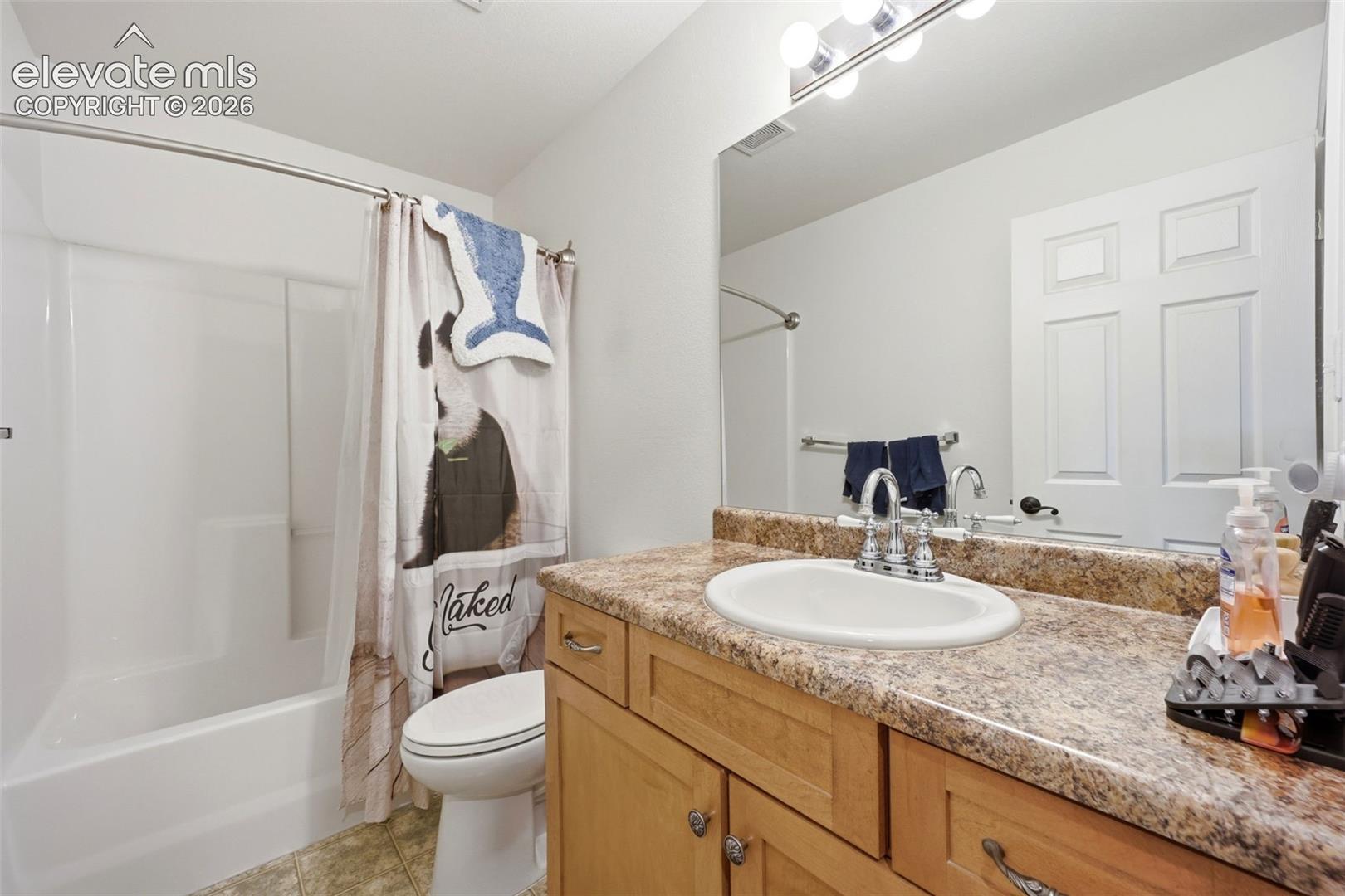 Listing photo 22 for 1286 N Ladonia Drive