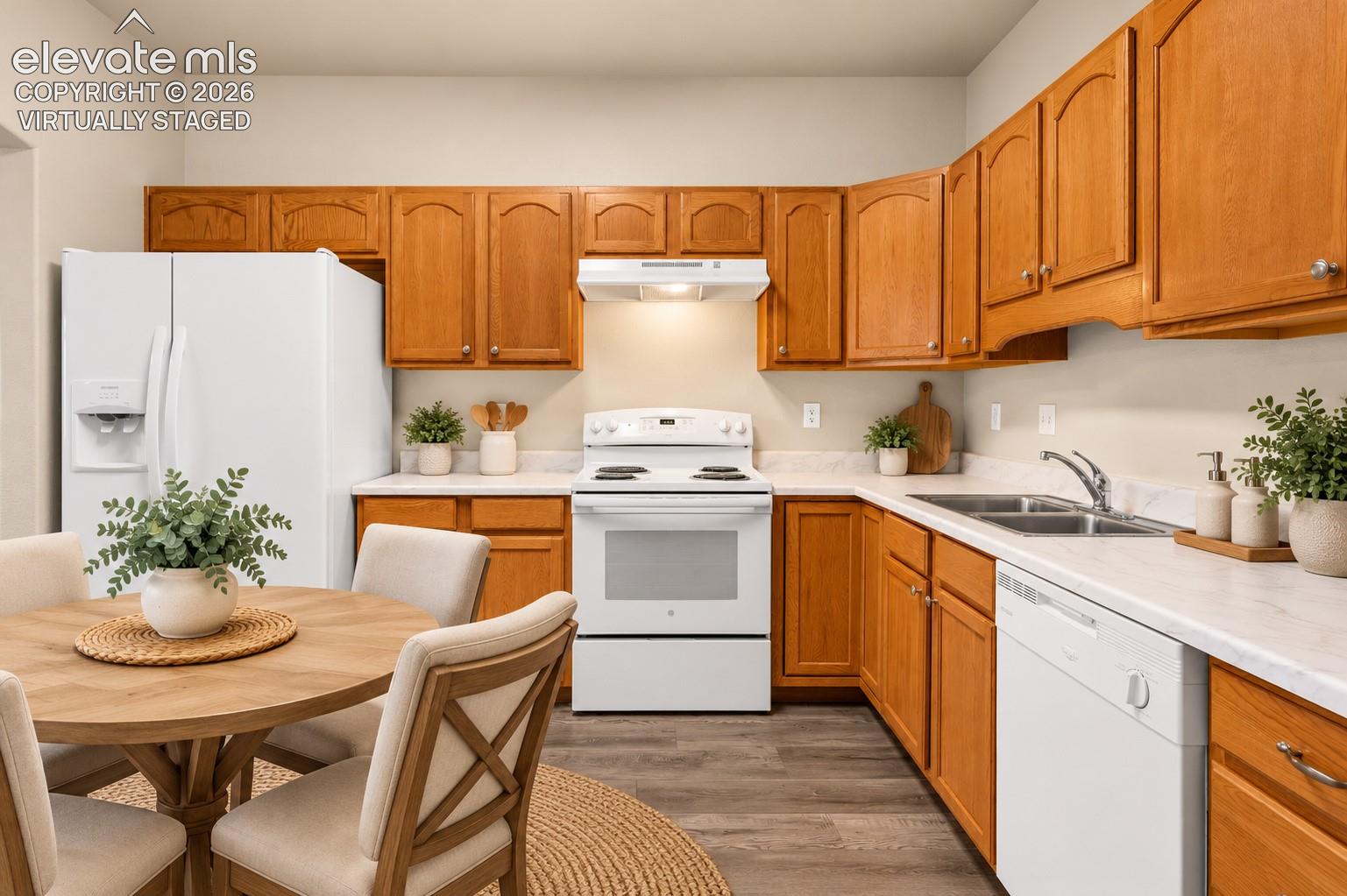 Listing photo 17 for 1034 Fountain Mesa Drive