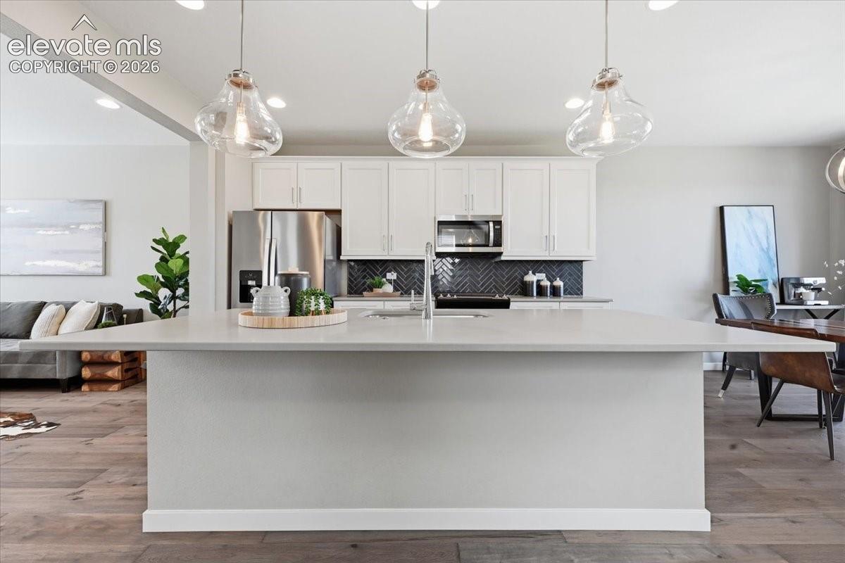 Listing photo 9 for 8636 Wolf Valley Drive