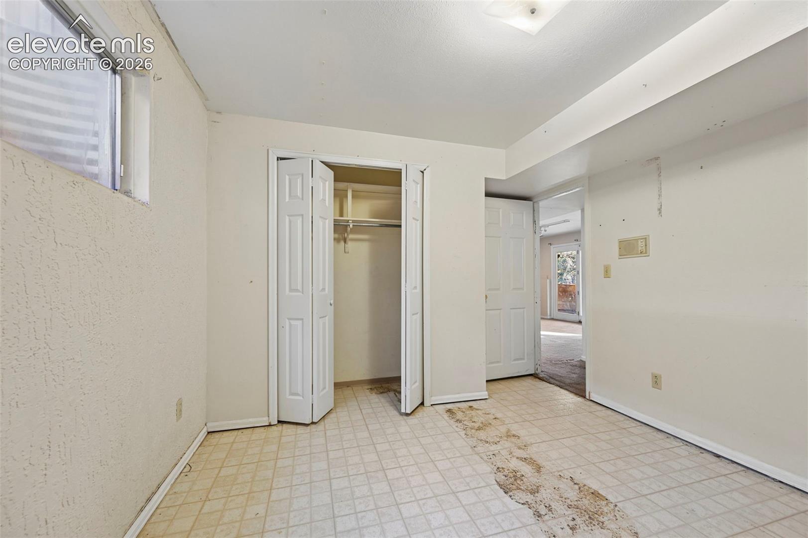 Listing photo 36 for 19280 doewood Drive
