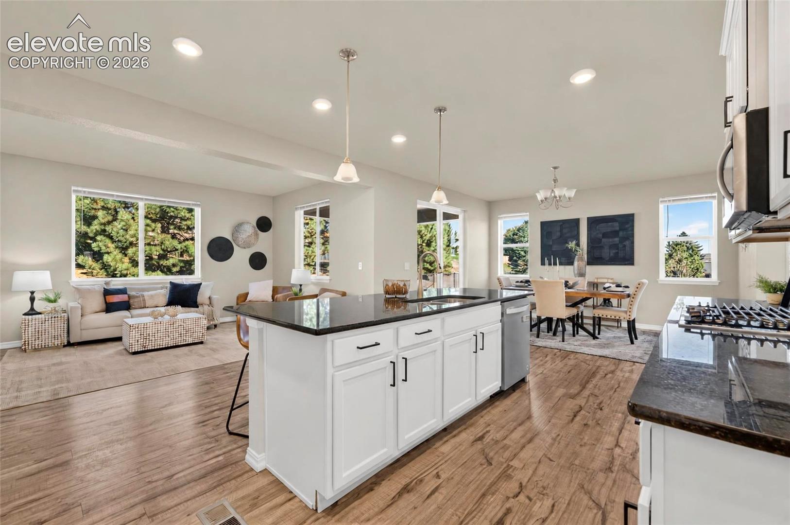 Listing photo 15 for 5890 Morning Light Terrace