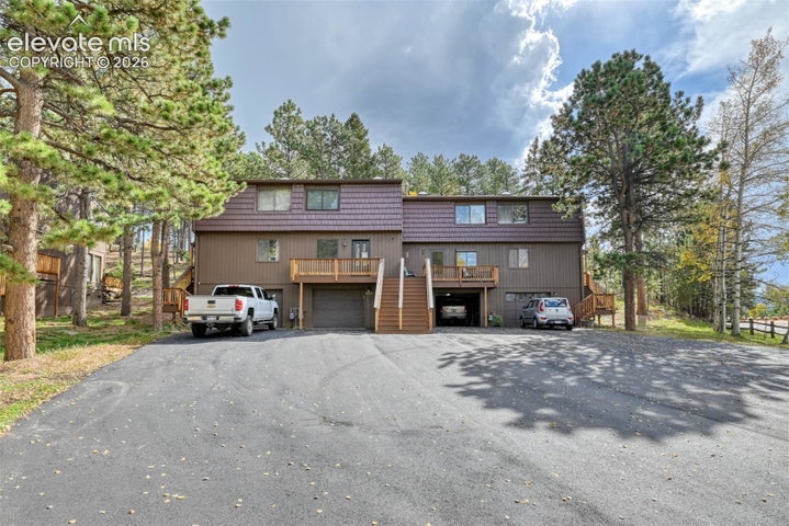 590 Manor Court B — listing photo