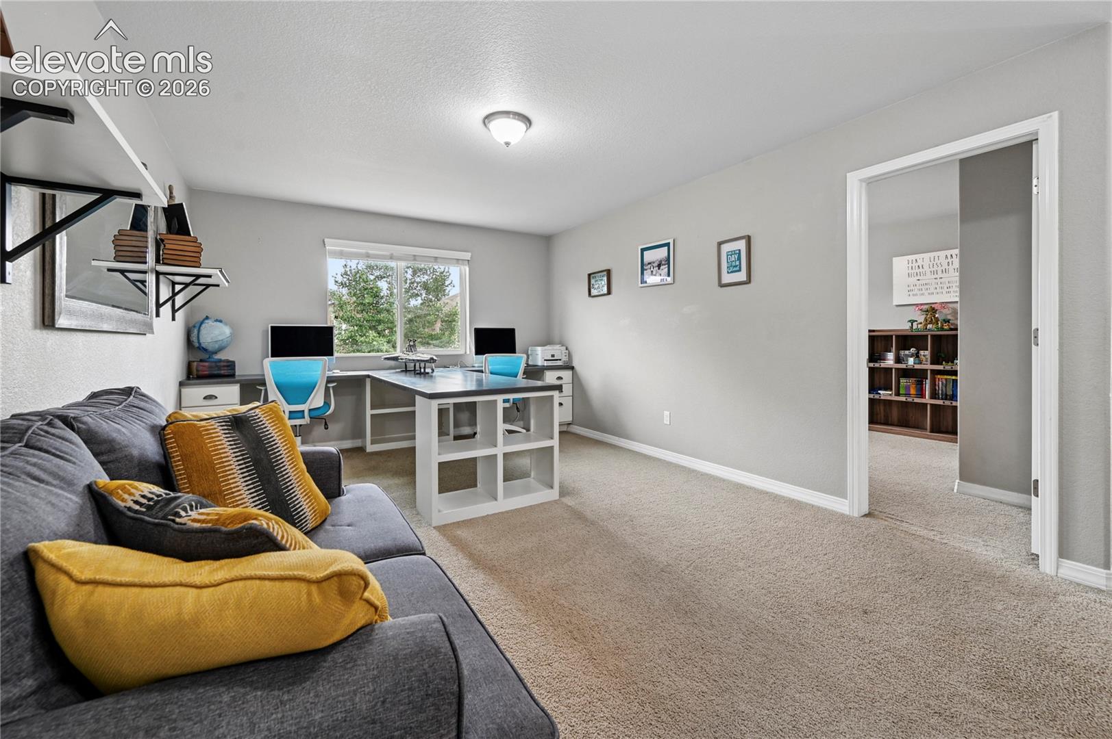 Listing photo 24 for 10637 Echo Canyon Drive