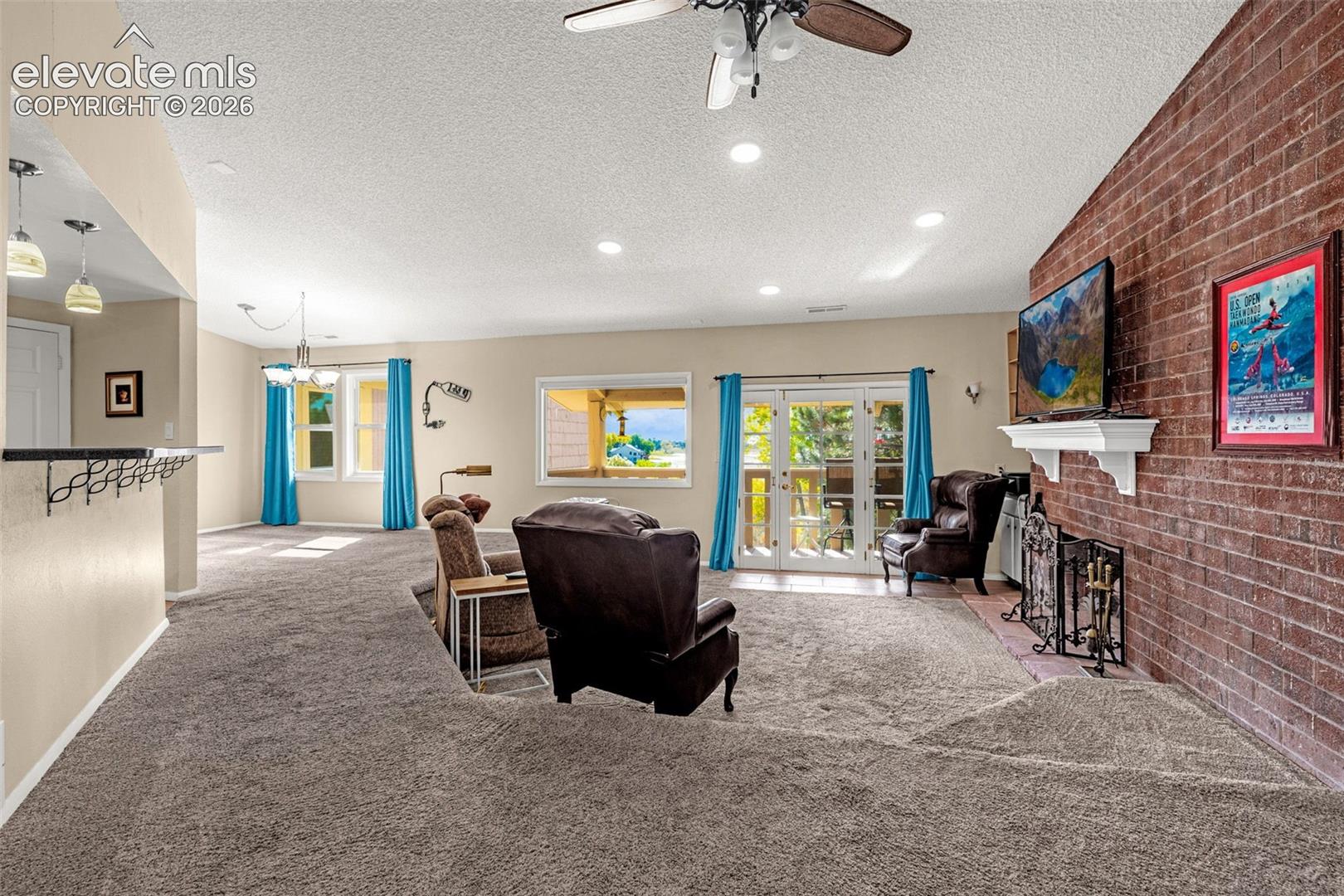 Listing photo 10 for 1660 Deer Creek Road