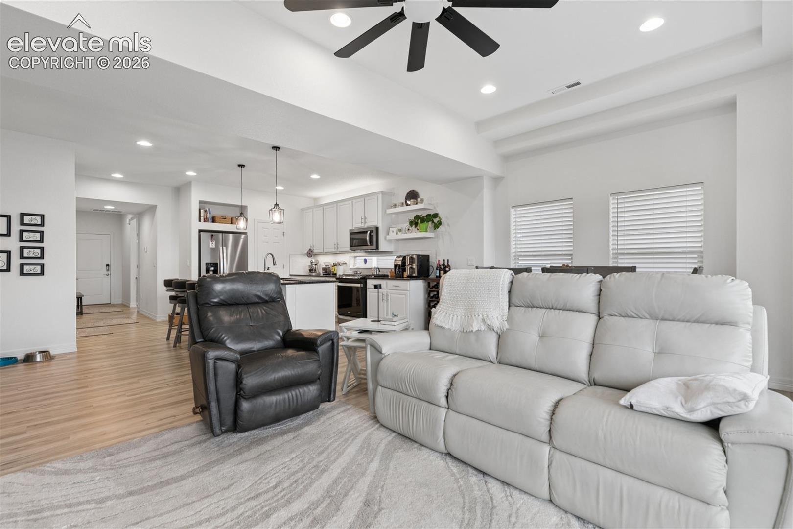 Listing photo 22 for 8948 Braemore Heights