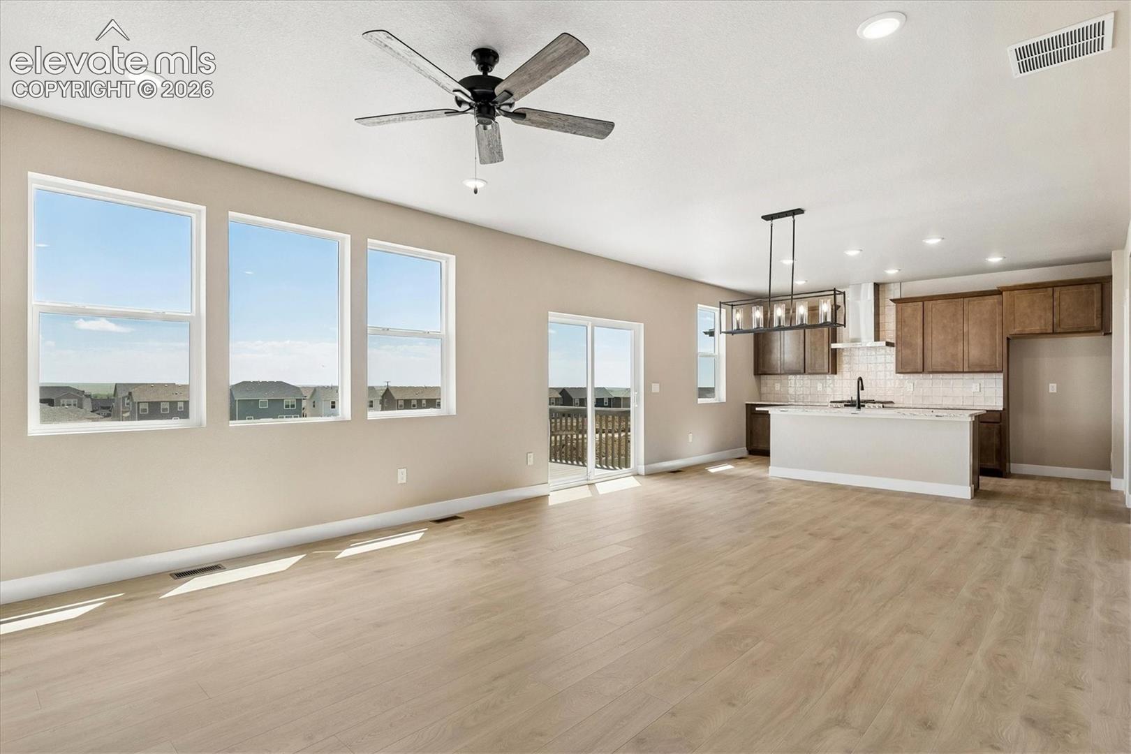 Listing photo 9 for 5325 Sidewinder Drive