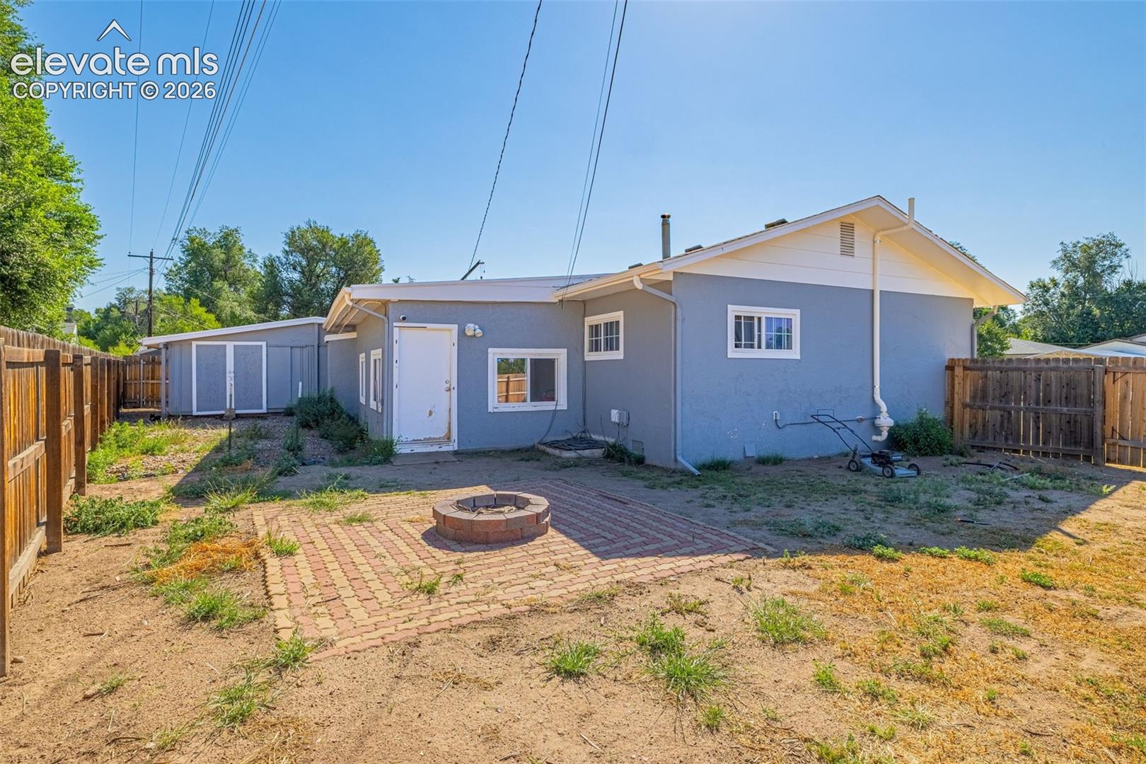 Listing photo 15 for 1933 Hallam Avenue