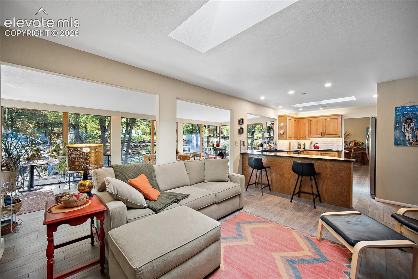 2201 Hercules Drive, photo 11
