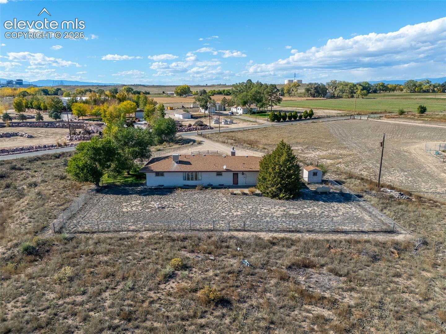 Listing photo 38 for 1980 27th Lane