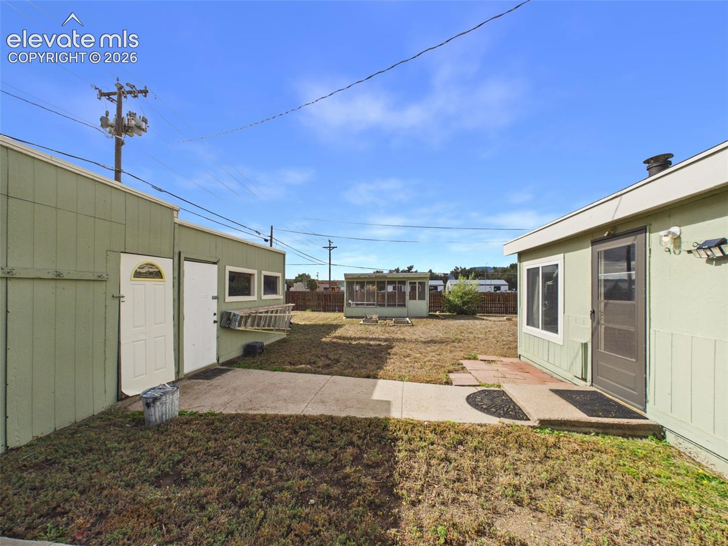 Listing photo 42 for 103 Grand Boulevard