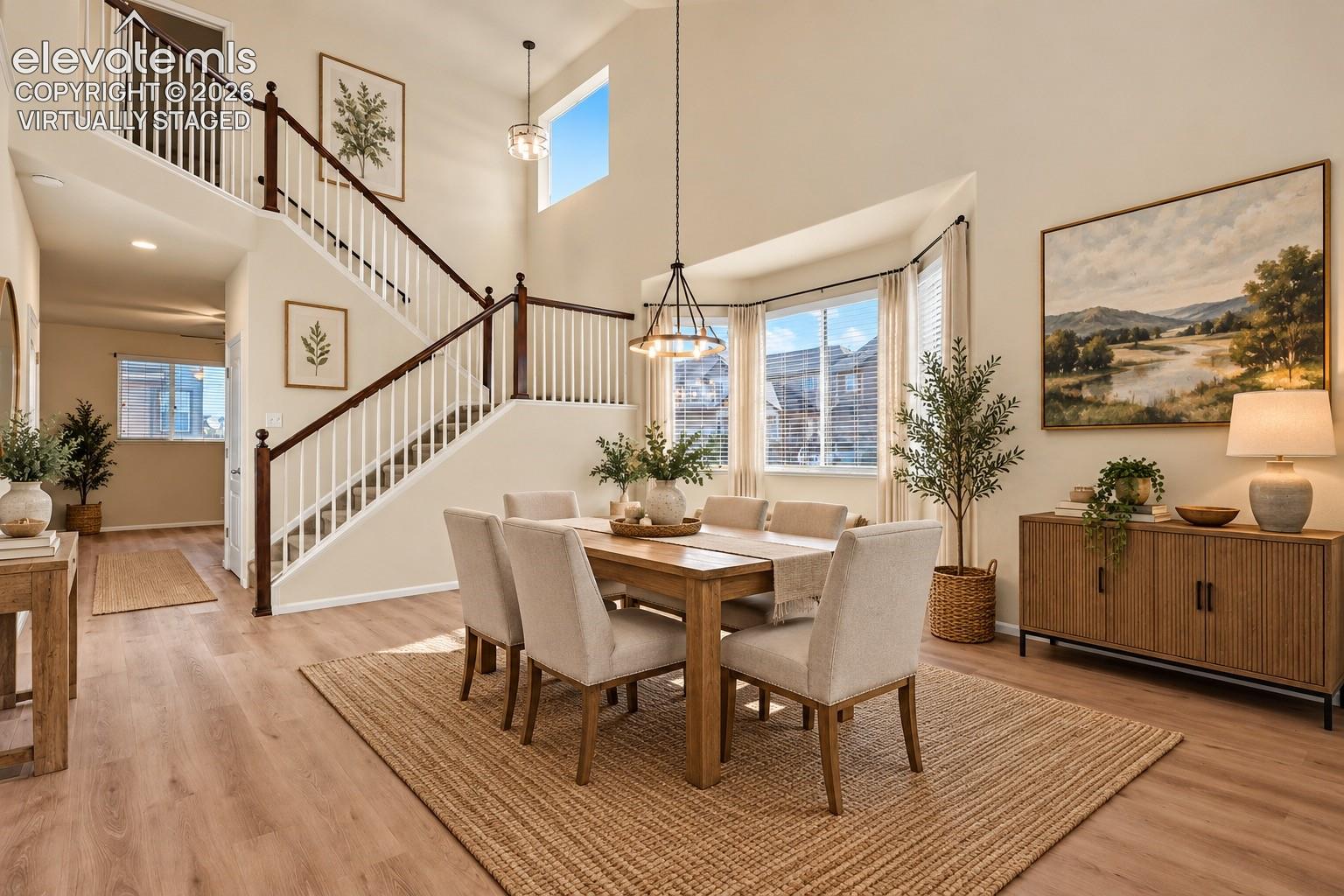Listing photo 2 for 1905 Fulton Court