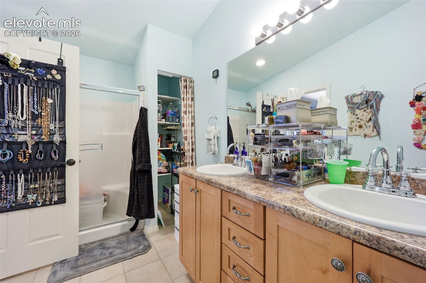 Listing photo 23 for 1286 N Ladonia Drive