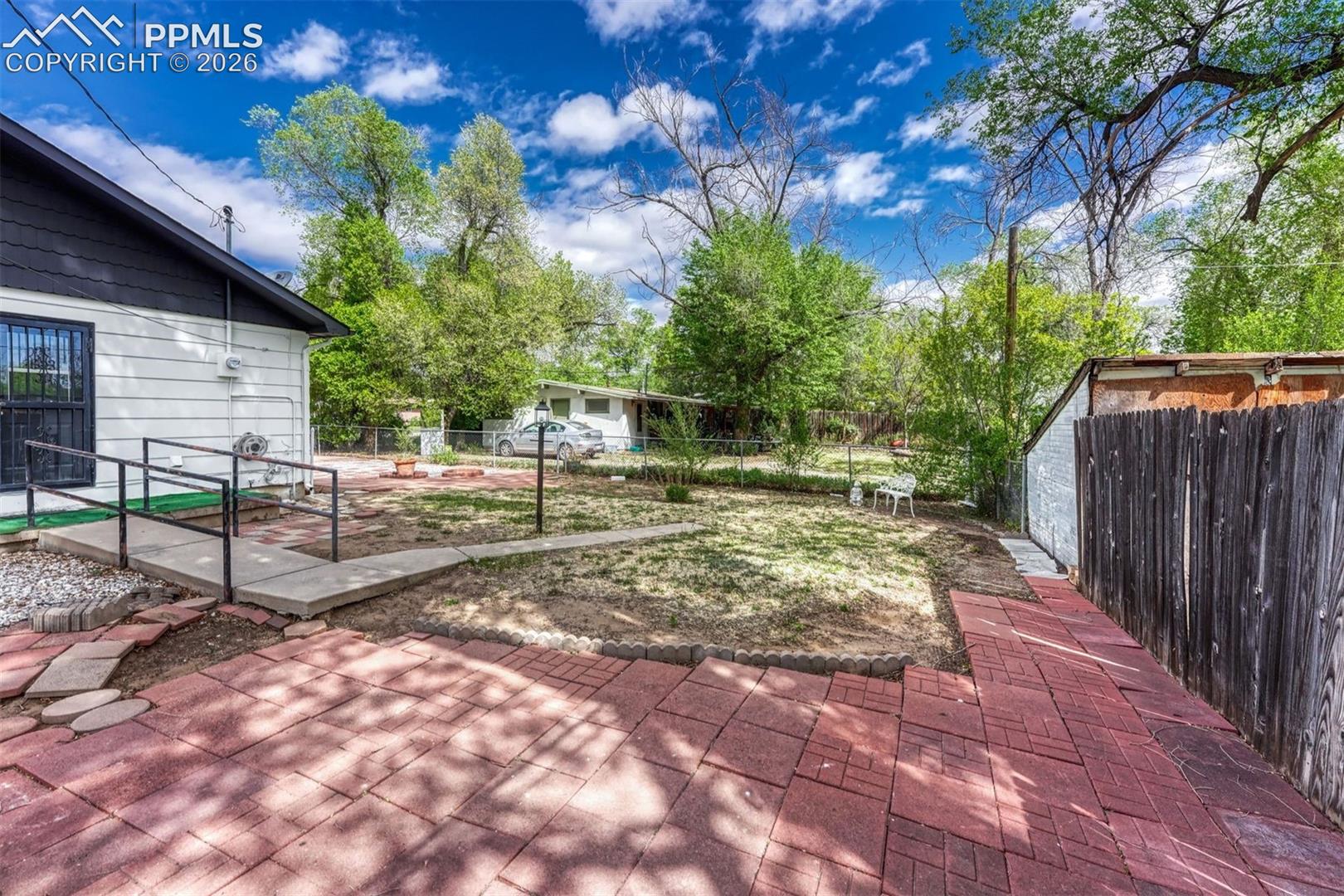 929 Arcadia Street, photo 20