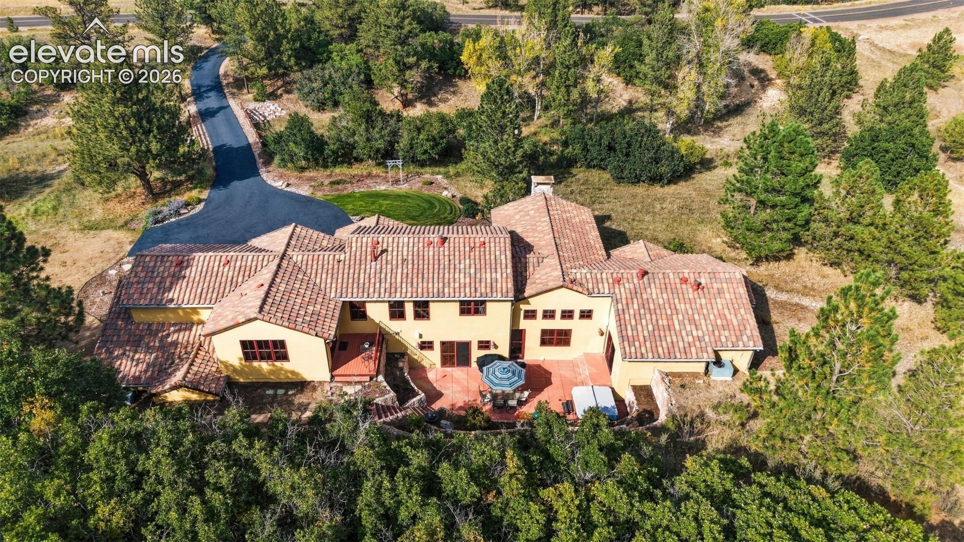 Listing photo 9 for 4504 Mariposa Road