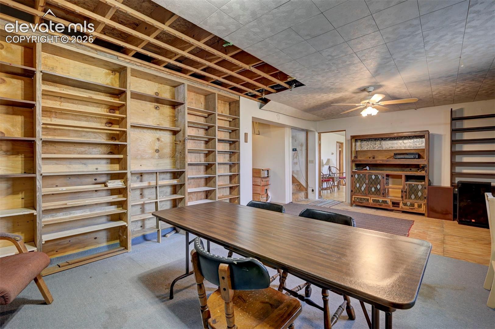 Listing photo 16 for 4125 Log Road