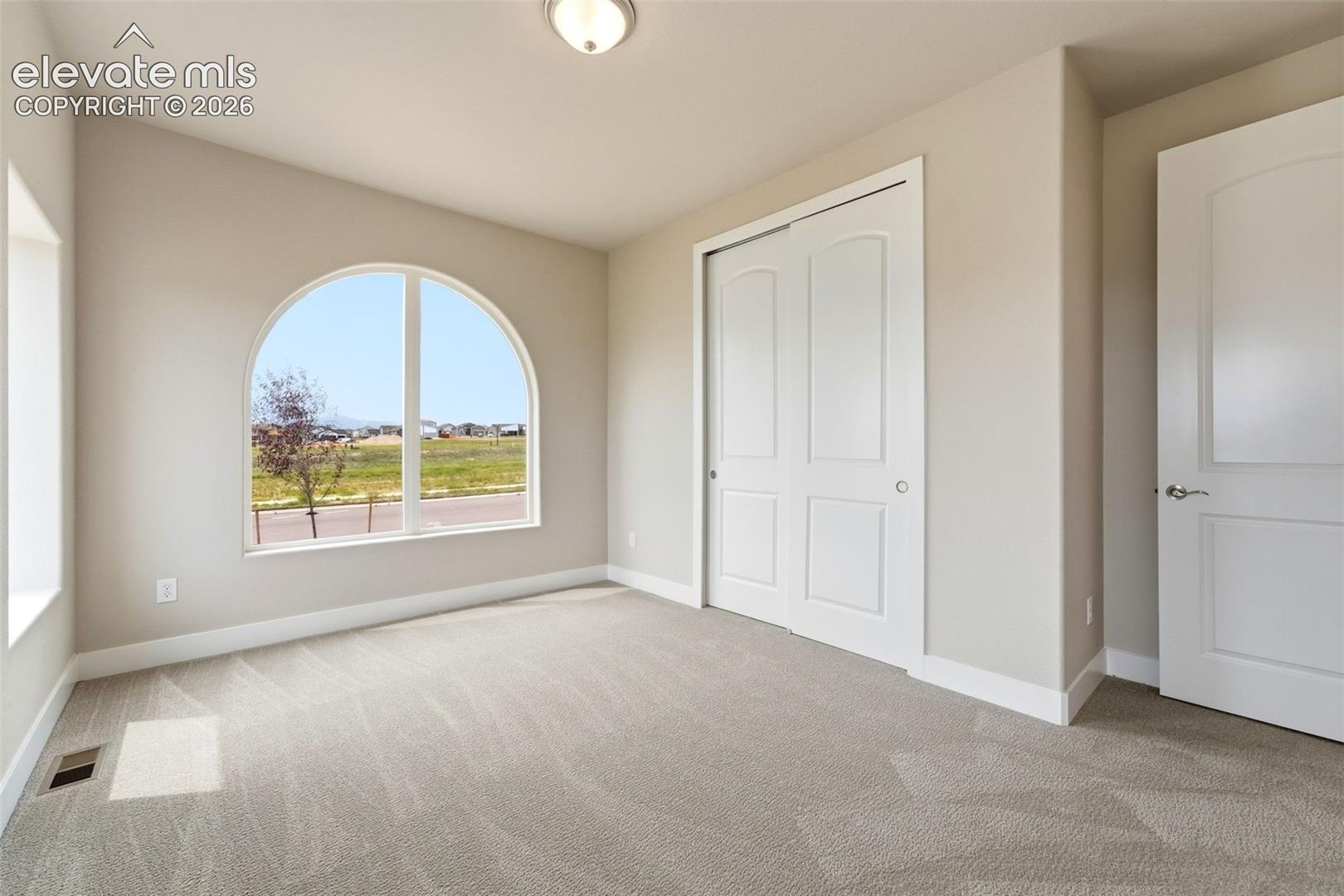 Listing photo 32 for 13513 Crooked Hill Drive