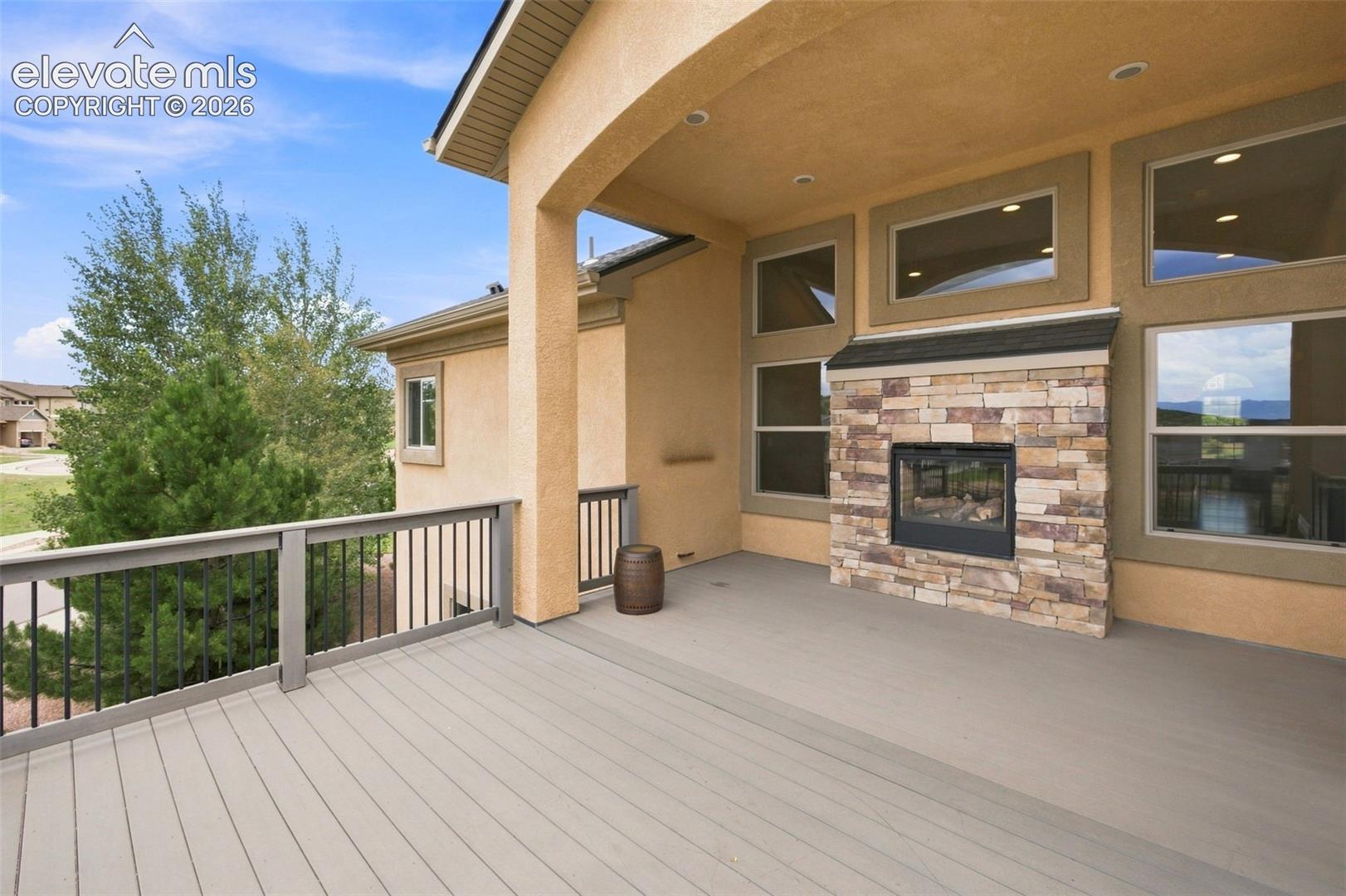 Listing photo 9 for 17796 Mining Way