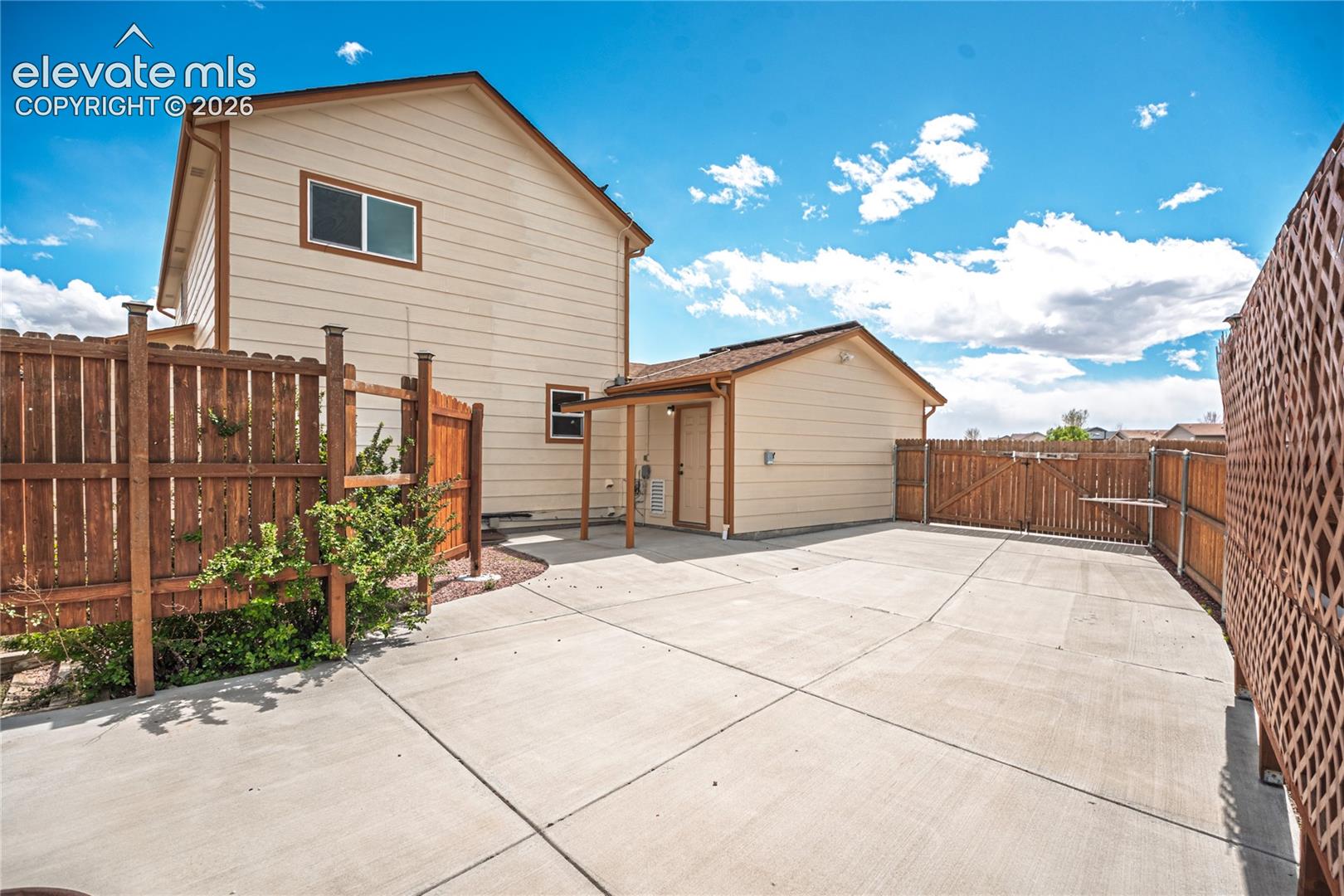 Listing photo 40 for 7119 Lone Eagle Lane