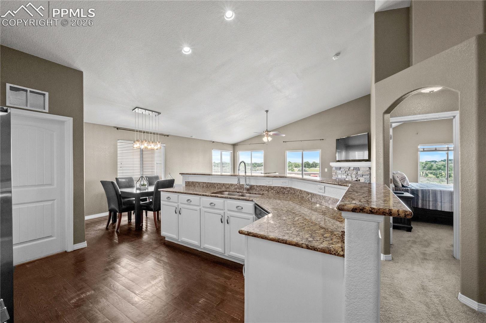 Listing photo 6 for 9223 Waters Edge Drive