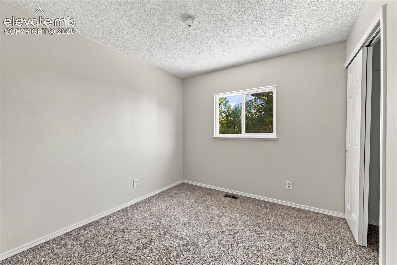 Listing photo 25 for 3705 Brisbane Drive
