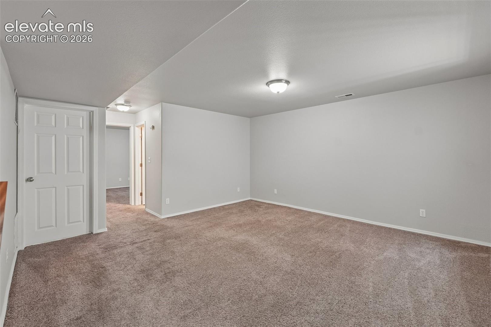 Listing photo 18 for 7174 Araia Drive