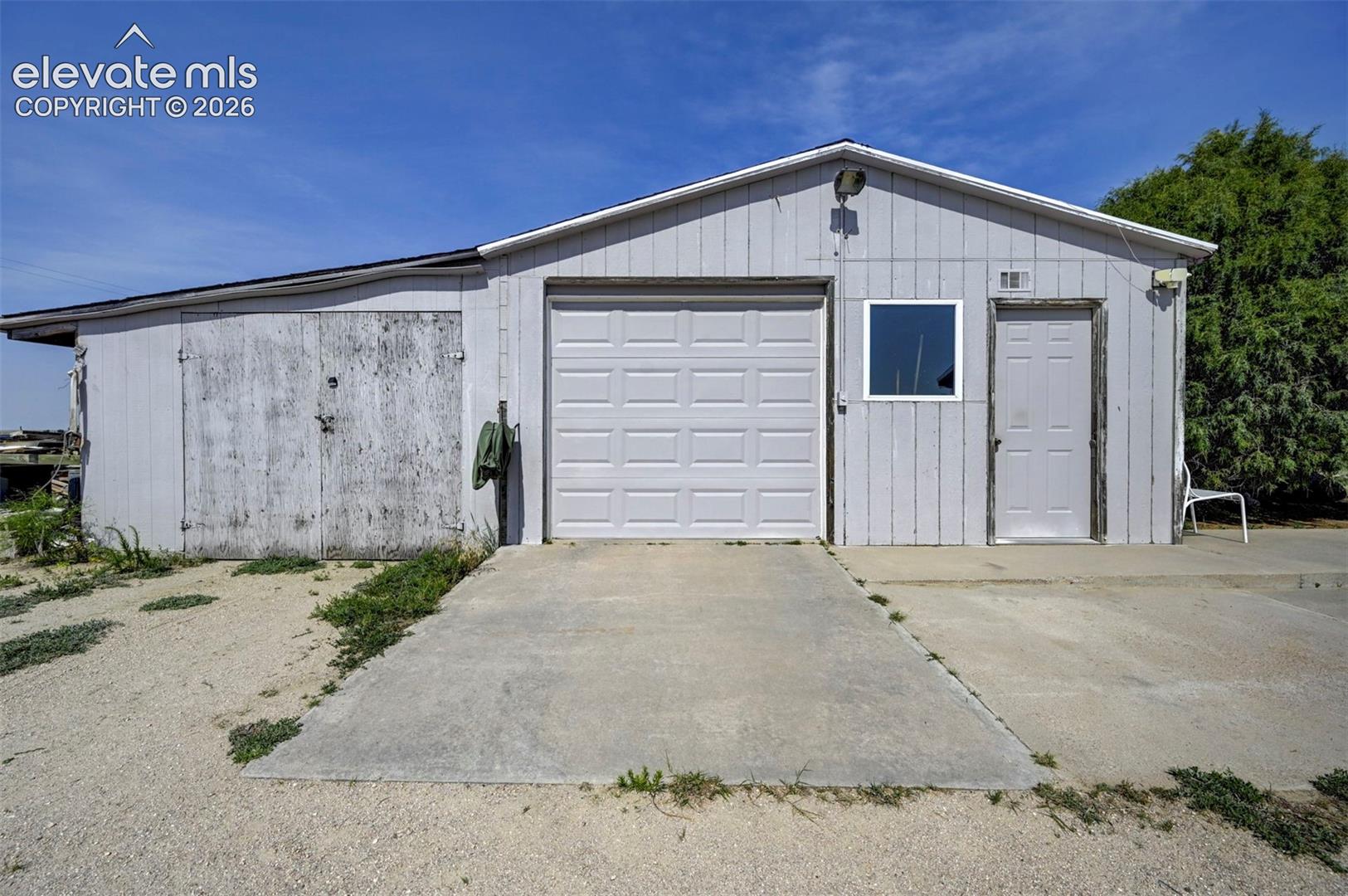 Listing photo 33 for 4125 Log Road