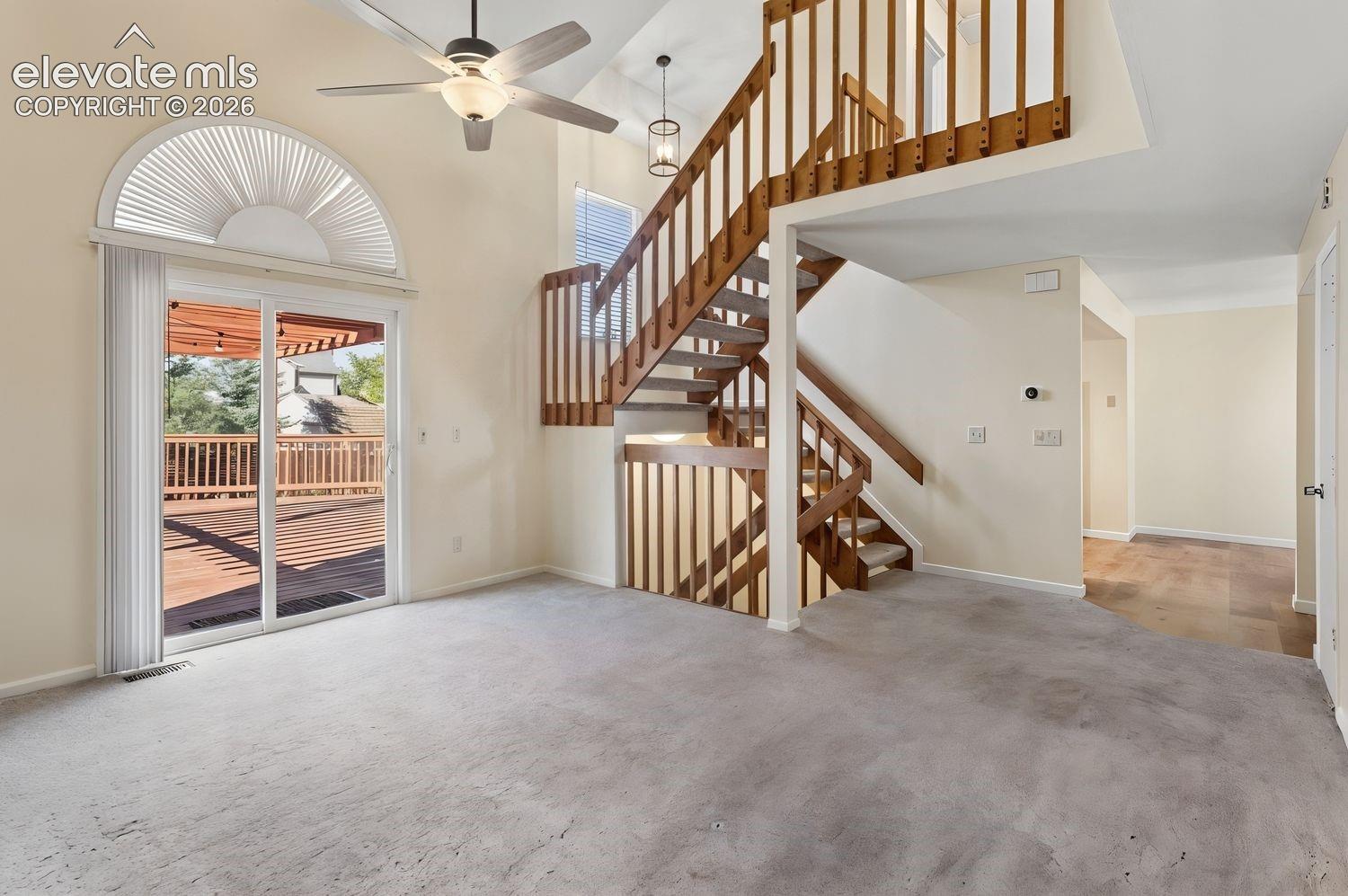 Listing photo 4 for 6420 Stonehedge Drive