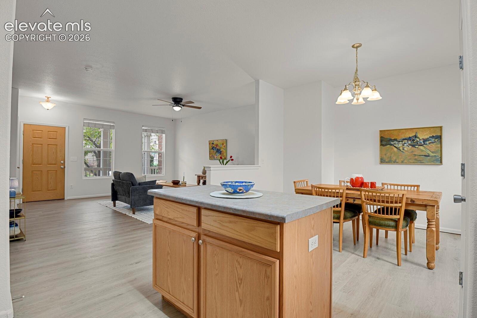 Listing photo 17 for 7770 Sandy Springs Point