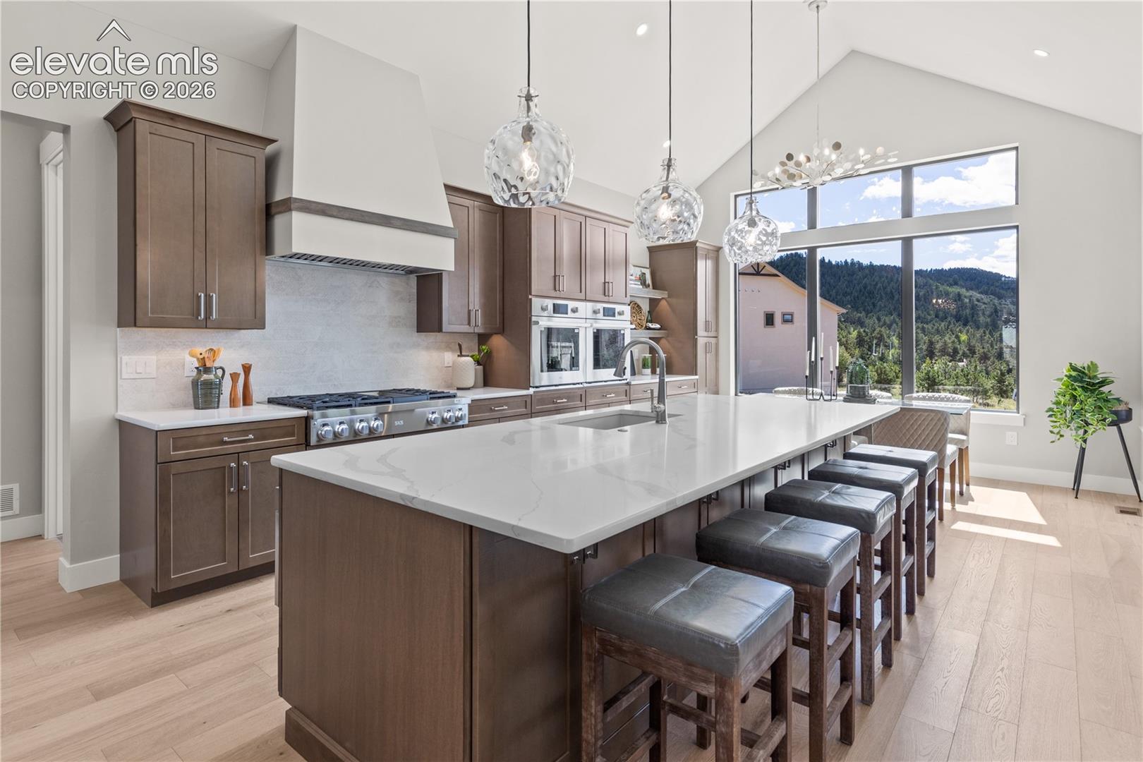 Listing photo 8 for 1405 Red Haven Place