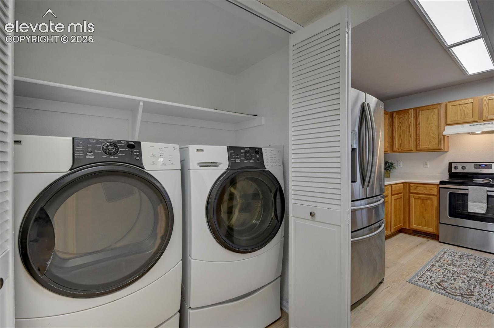 Listing photo 11 for 862 Descendant Drive