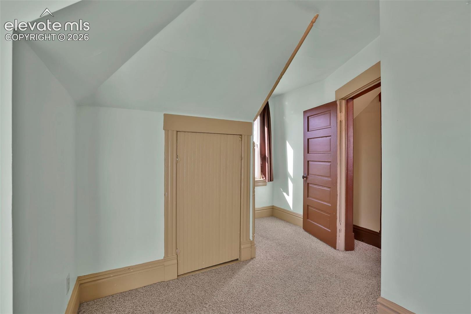 Listing photo 35 for 1302 E Platte Avenue