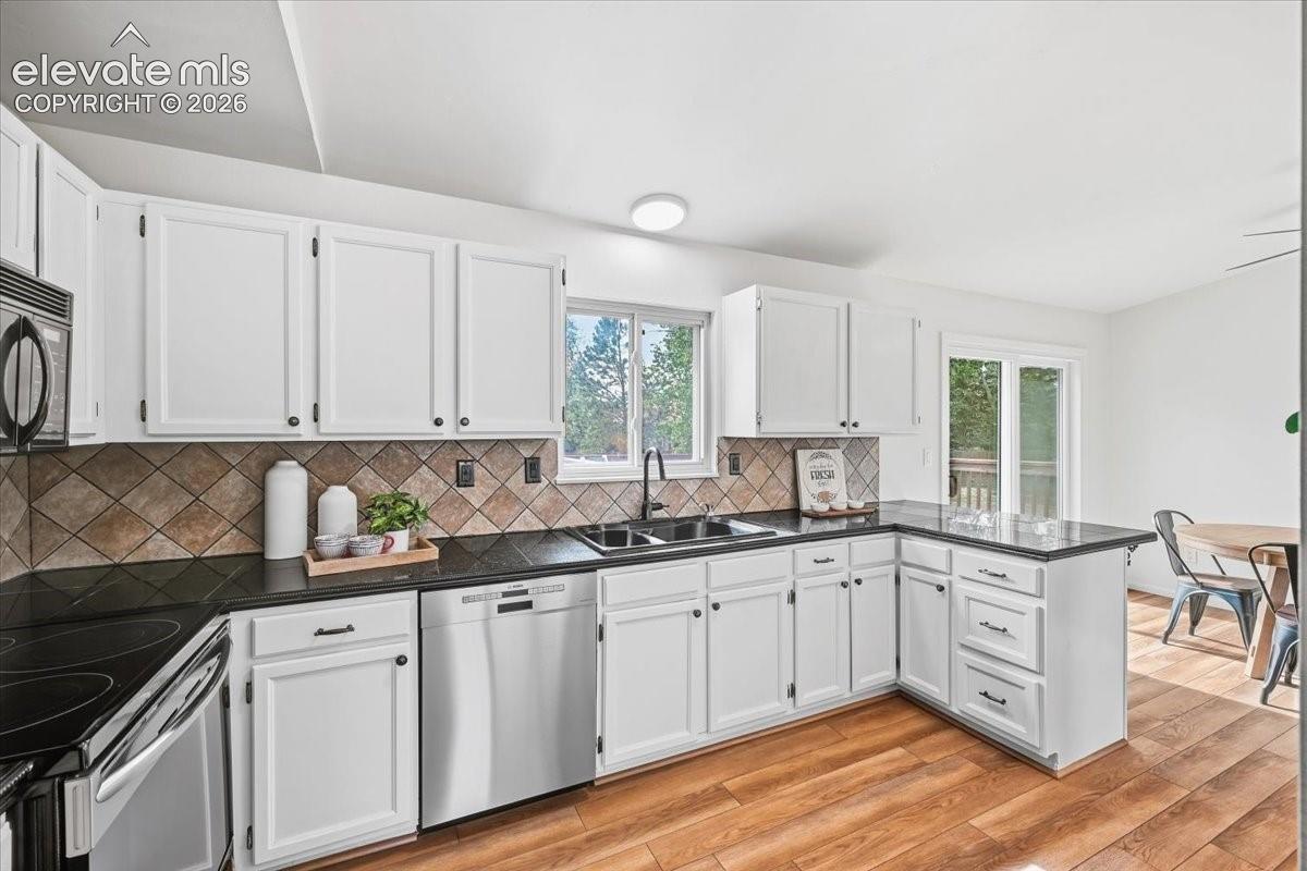 3835 Dewpoint Drive, photo 6