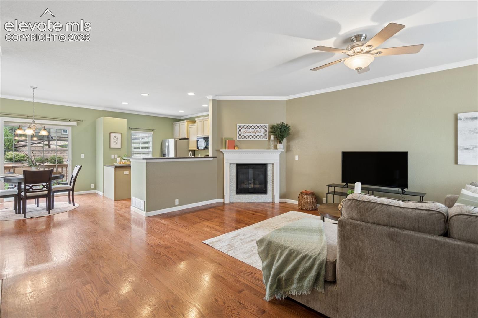 Listing photo 25 for 976 Burning Bush Point