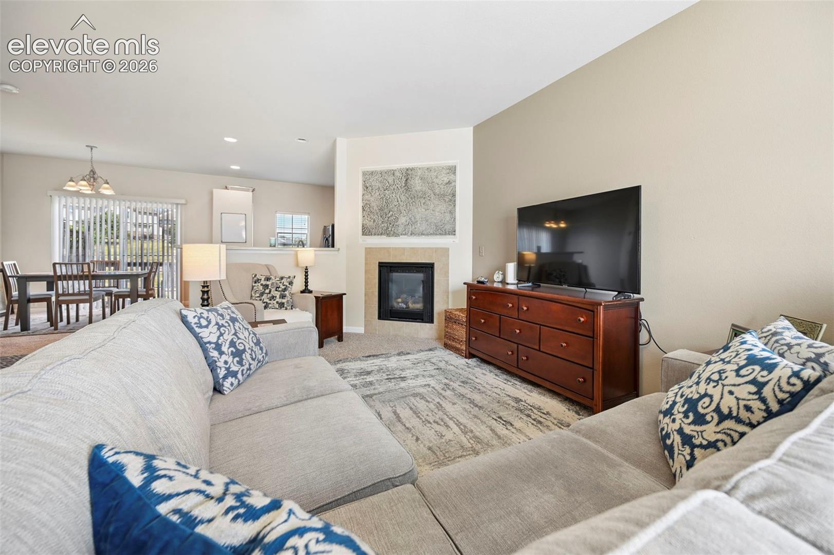 Listing photo 15 for 917 Burning Bush Point