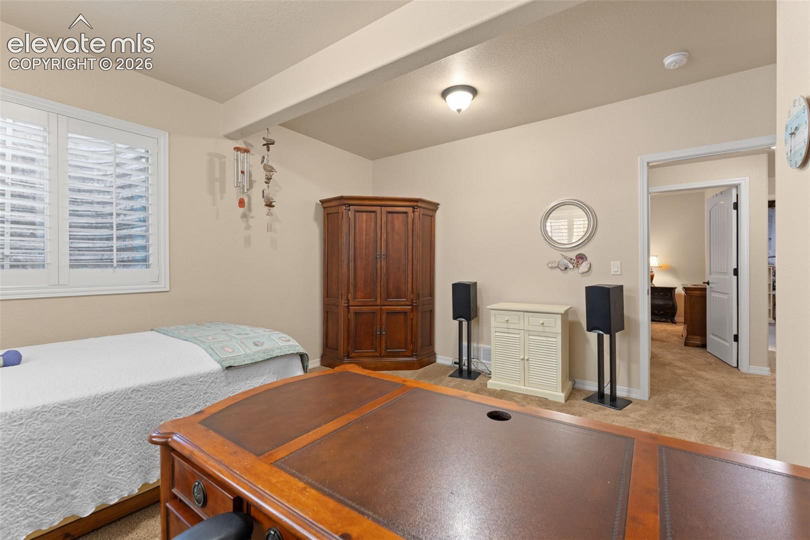 Listing photo 37 for 1168 Old North Gate Road