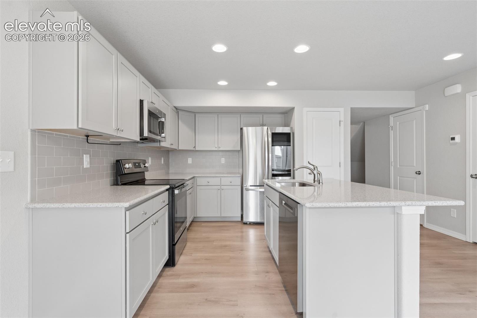 Listing photo 17 for 4159 Samaritan Loop