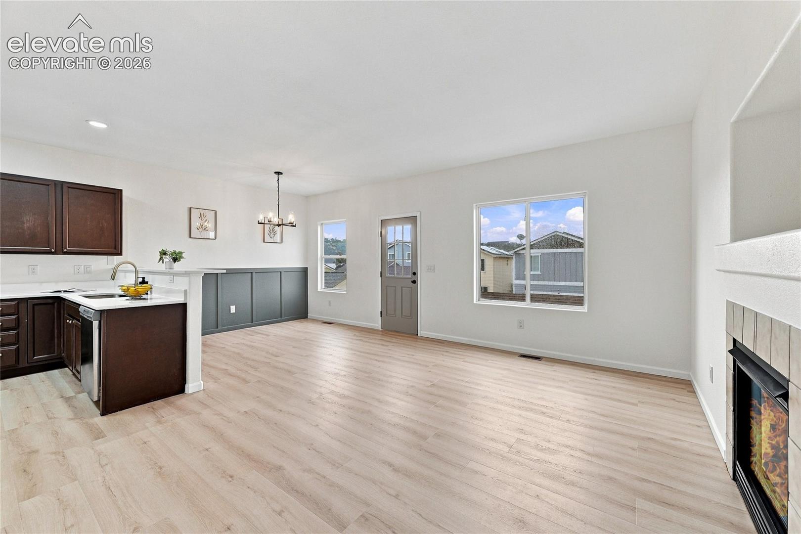 Listing photo 16 for 1921 Flintshire Street