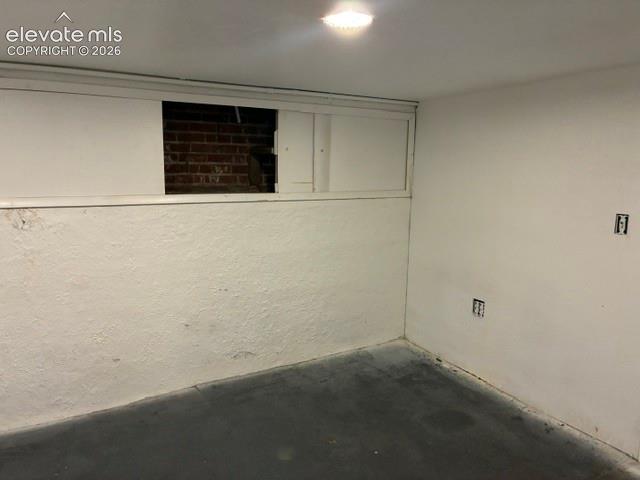 Listing photo 18 for 815 Bragdon Avenue