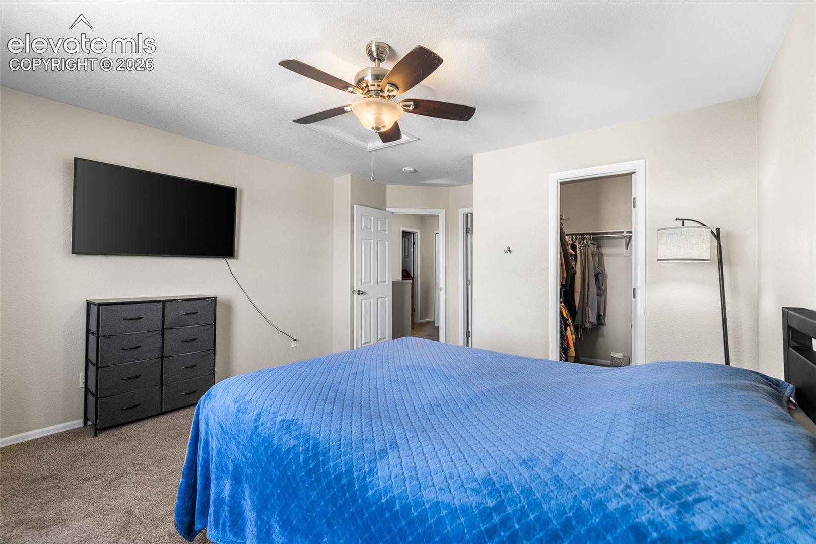 Listing photo 14 for 7478 Bentwater Drive