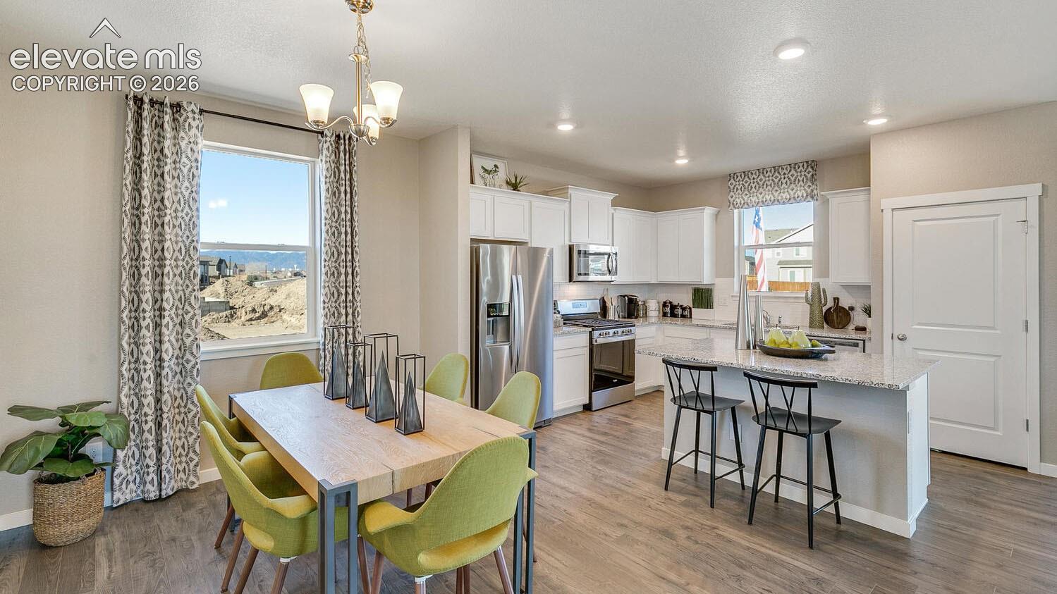 Listing photo 7 for 6636 Dragontail Terrace