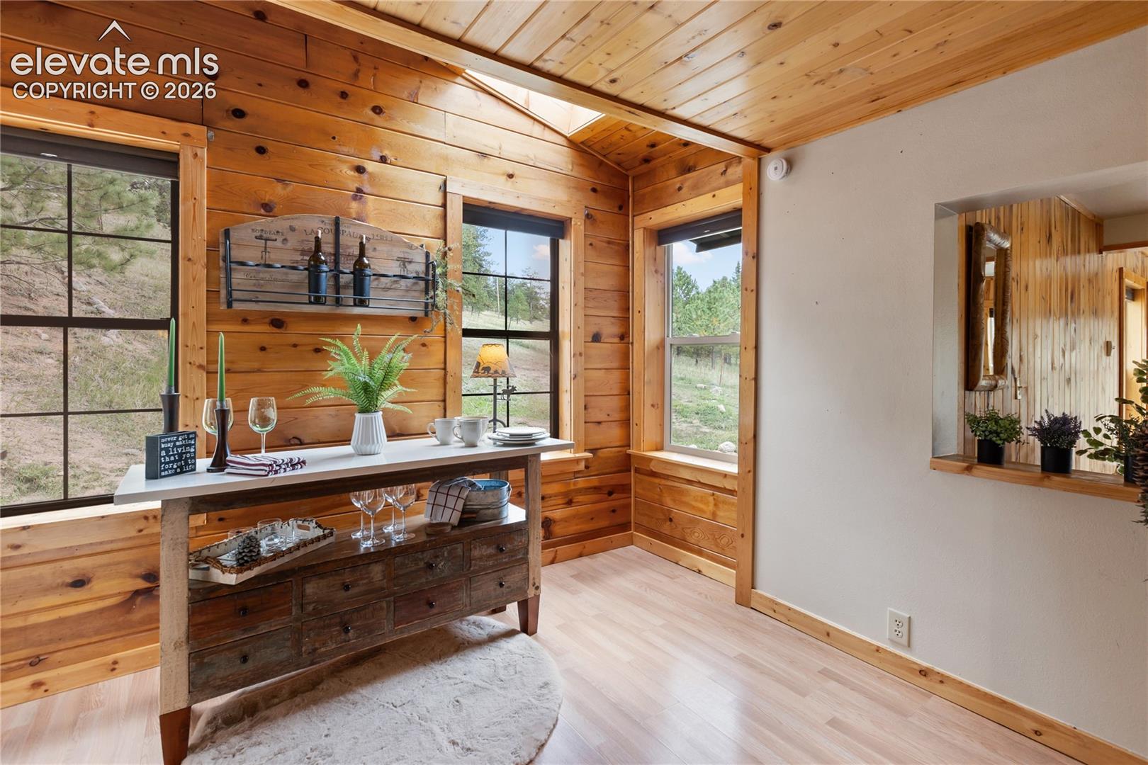 1021 Markus Road, photo 19