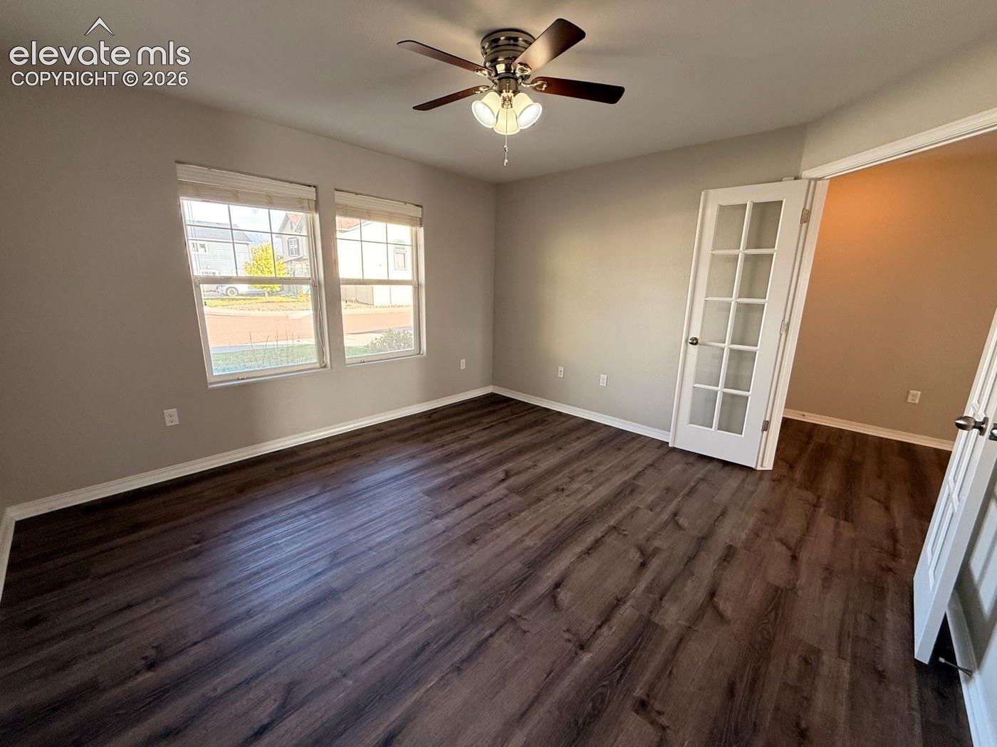 Listing photo 5 for 7227 Trione Lane