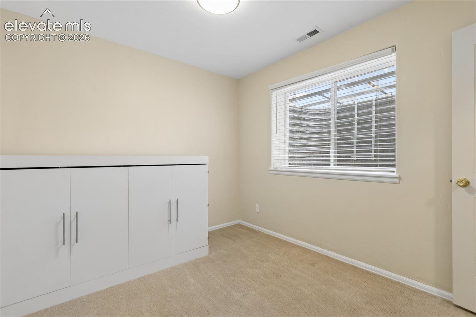 Listing photo 21 for 3021 Virginia Avenue