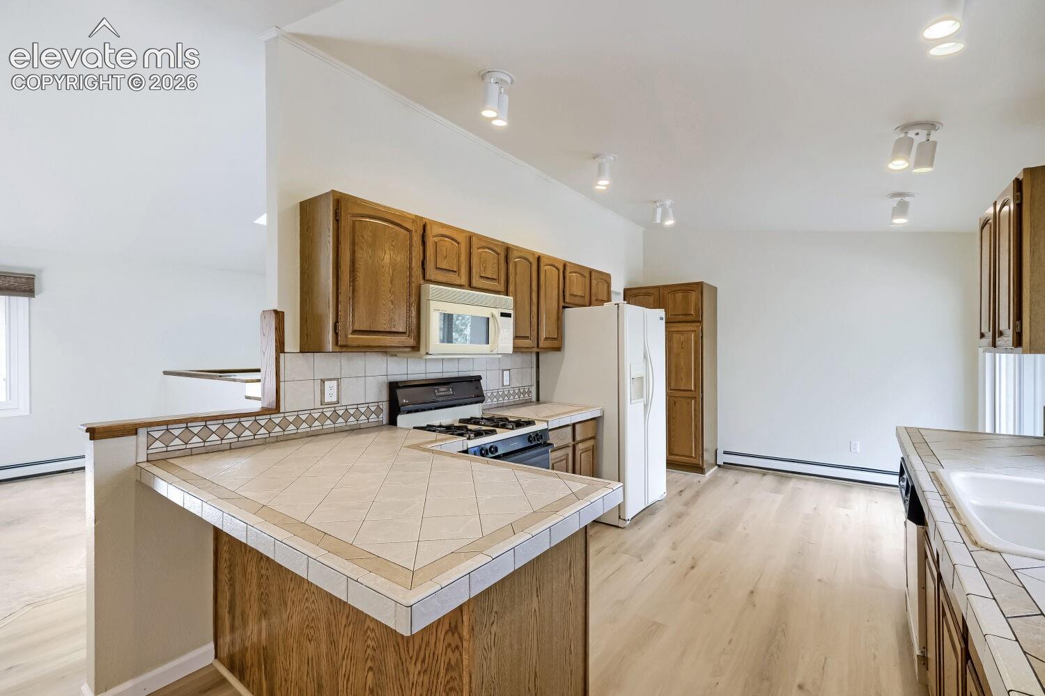 Listing photo 12 for 12295 Domino Way