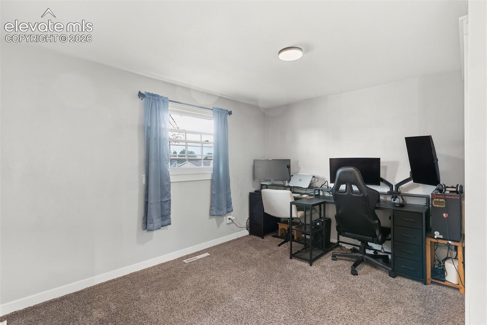 Listing photo 16 for 1596 Prado Drive