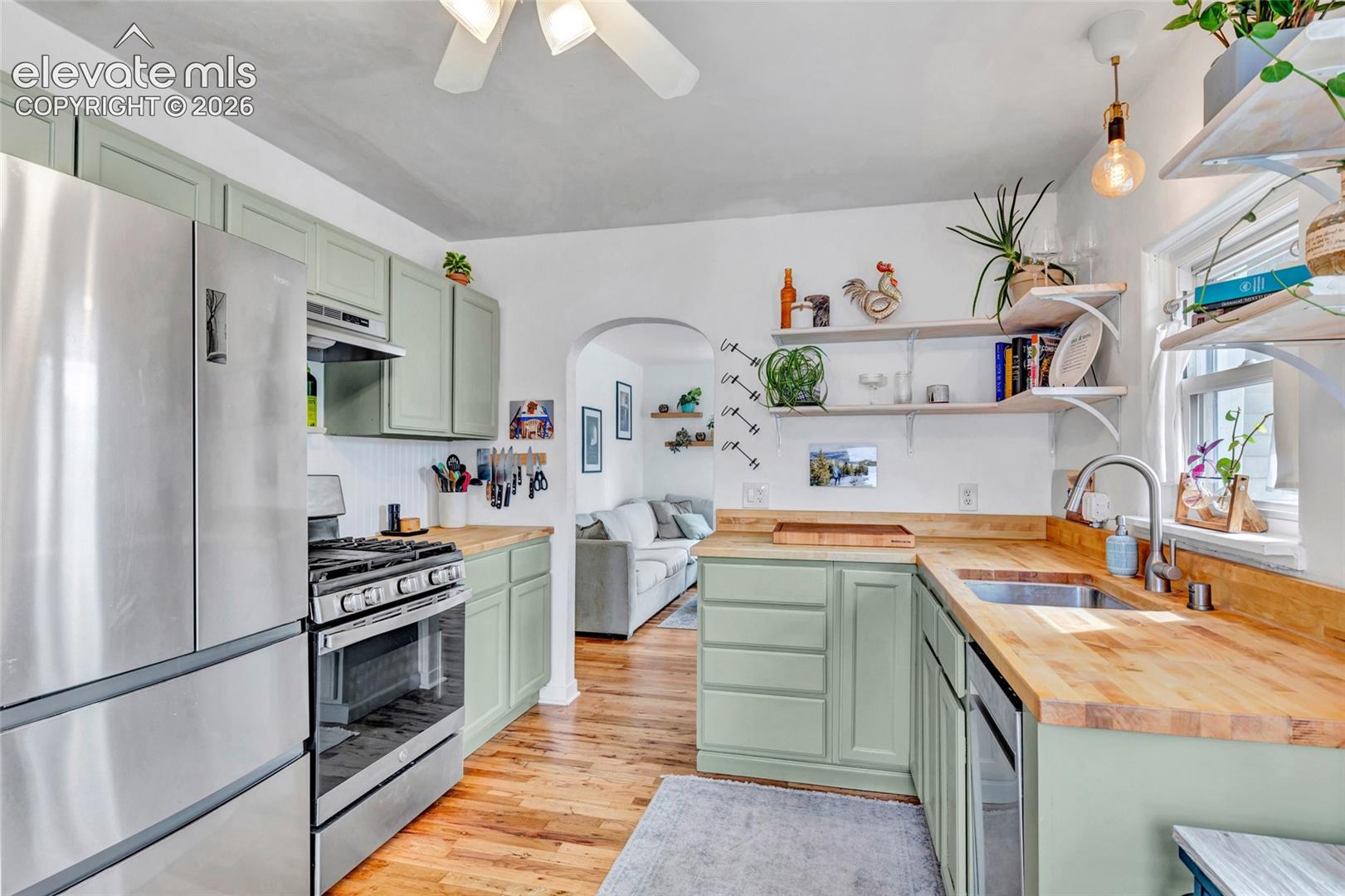 Listing photo 25 for 112 S 22nd Street