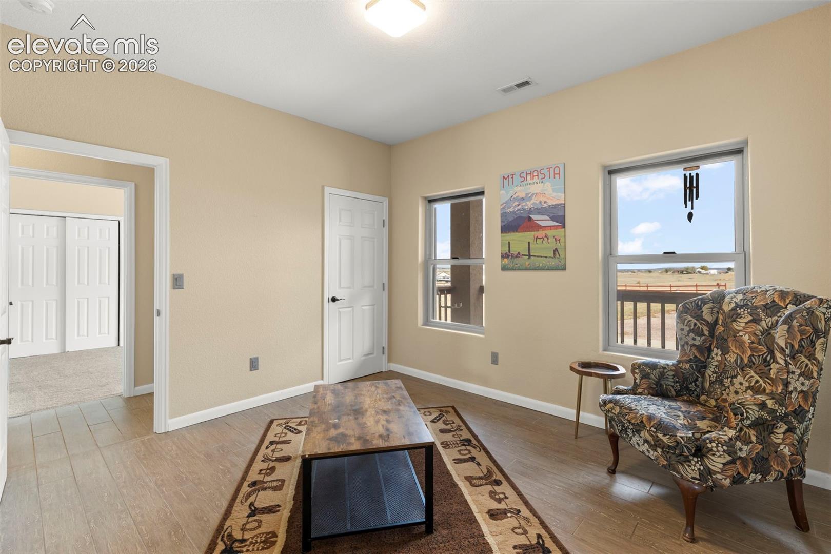 Listing photo 13 for 3140 Hoofprint Road