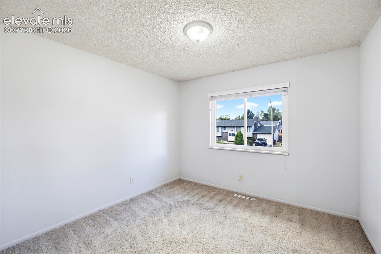 Listing photo 16 for 4855 S Crimson Circle