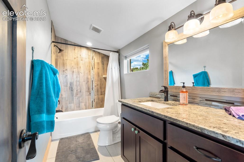 Listing photo 16 for 14490 Westchester Drive